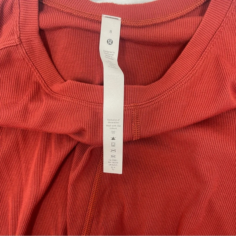 Lululemon ribbed twist Short Sleeve T-Shirt orange ish‎ red women’s size 8 NWOT